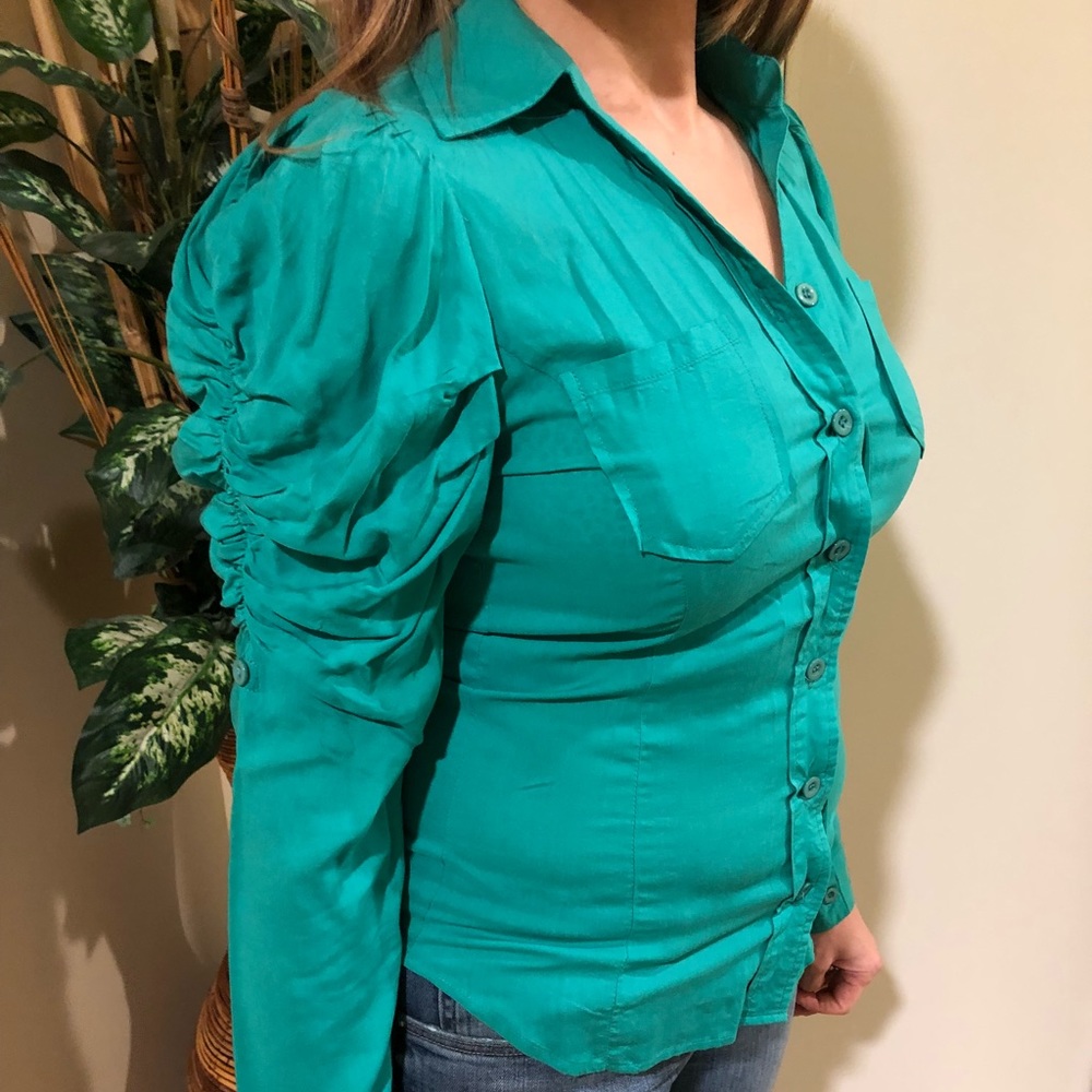 Women shirt by hot & delicious